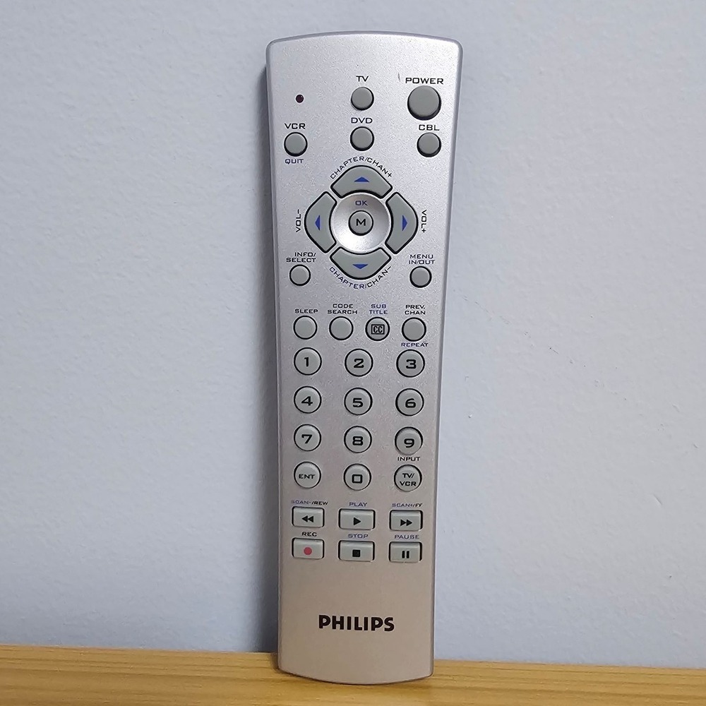 Genuine Philips‎ Universal 3 Device TV DVD CBL Remote Control OEM CL015 Silver
